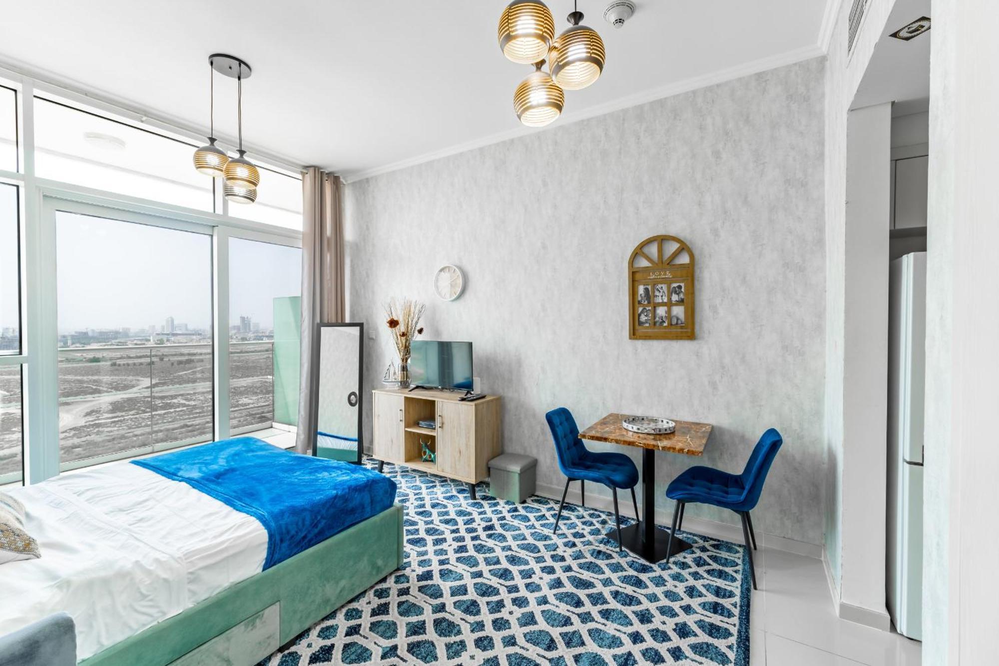 Stylish In Damac Hills - Luxurious Living With Premium Amenities, Managed By Think Realty Apartment *